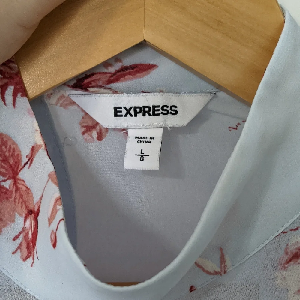 Express Spring Floral Chiffon Blouse Sz L - Picture 3 of 5